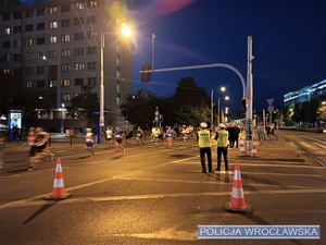 Bezpiecznie w trakcie 9. Nocnego Półmaratonu we Wrocławiu